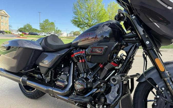 2025 Harley-Davidson® FLHXSTSE
