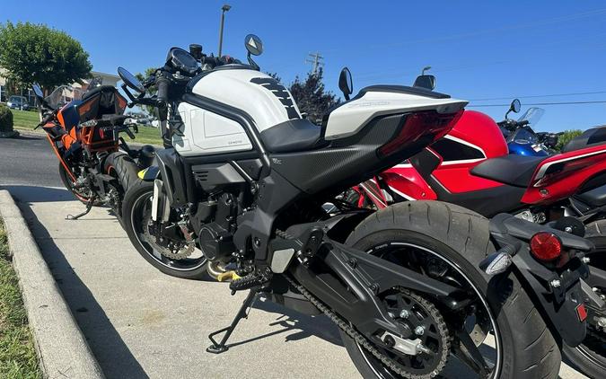 2022 CFMoto 700CL-X Sport