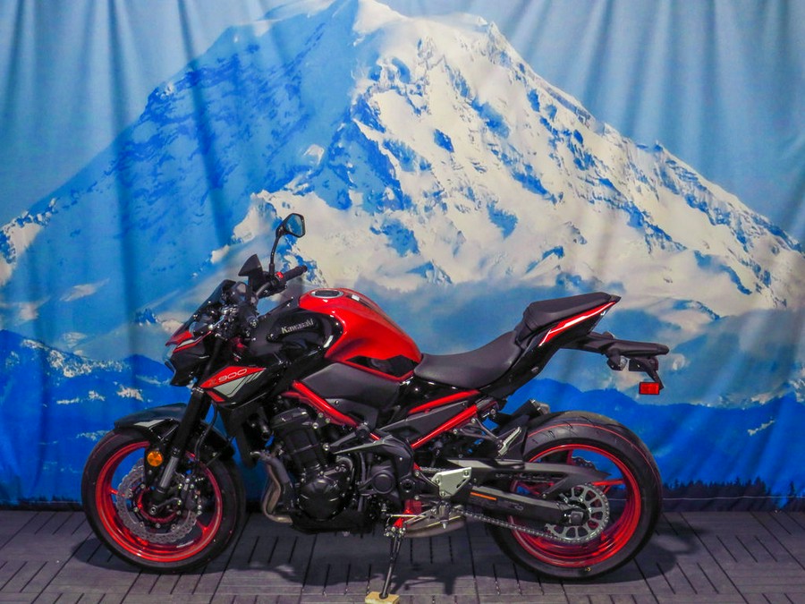 2024 Kawasaki Z900 ABS Candy Persimmon Red/Ebony