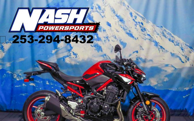 2024 Kawasaki Z900 ABS Candy Persimmon Red/Ebony