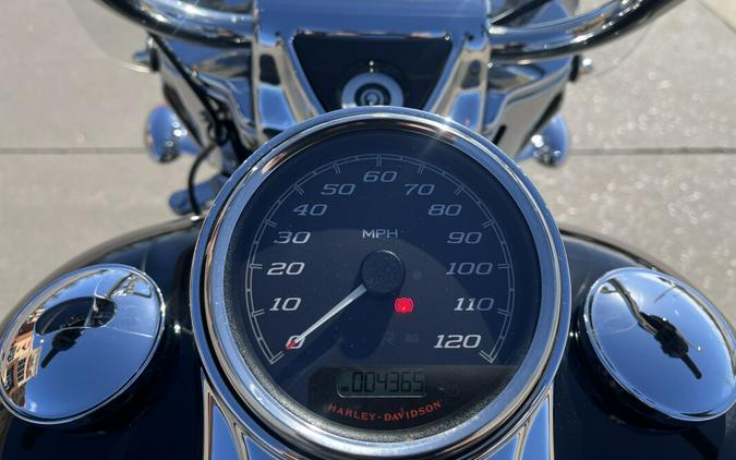 2020 Harley-Davidson® Freewheeler® FLRT Vivid Black