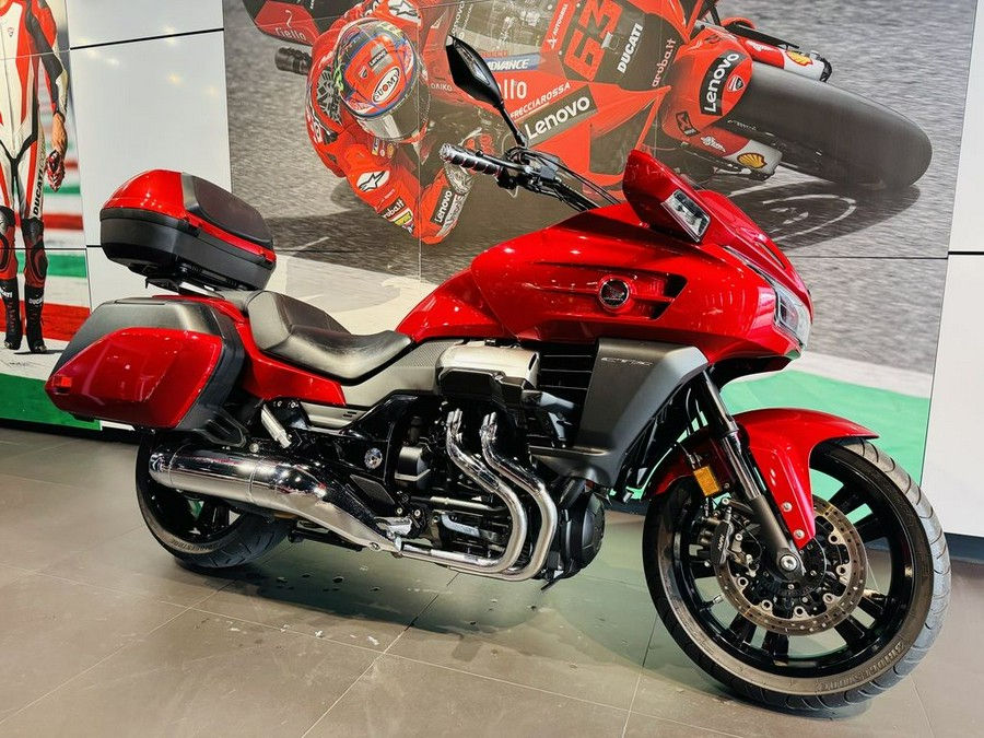 2014 Honda® CTX1300 Deluxe