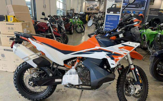2025 KTM 890 Adventure R