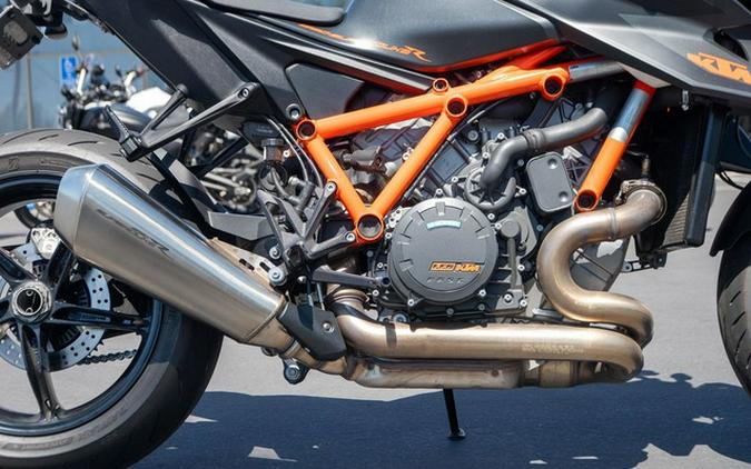 2021 KTM Super Duke 1290 R