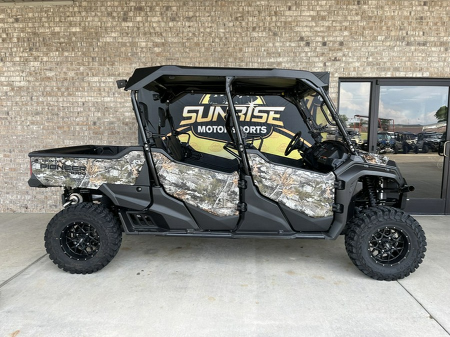 2024 Honda Pioneer 1000-6 Deluxe Crew Camo