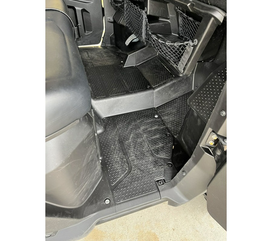 2024 Honda Pioneer 1000-6 Deluxe Crew Camo