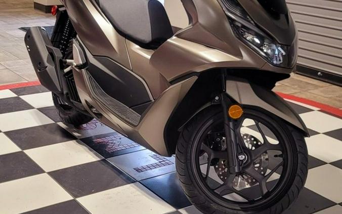 2023 Honda® PCX