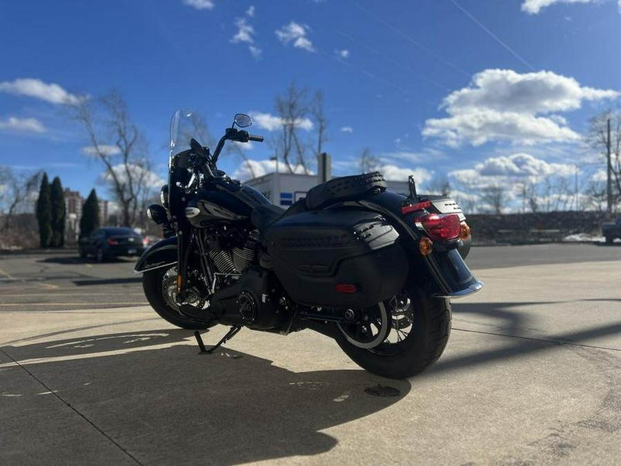 2024 Harley-Davidson® FLHCS - Heritage Classic
