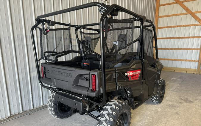 2025 Honda Pioneer 1000-5