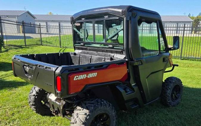 2018 Can-Am Defender XT CAB HD10