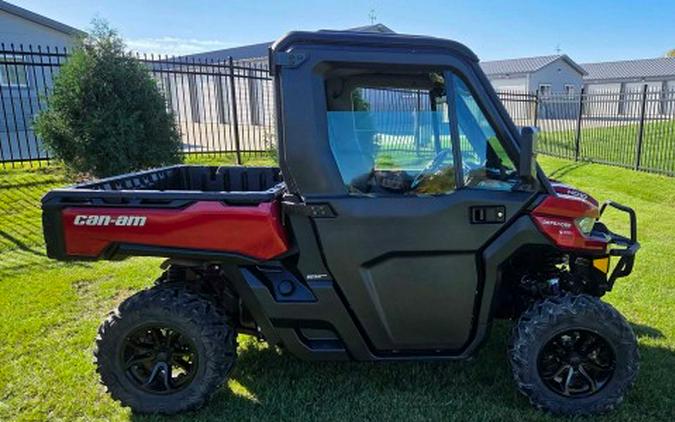 2018 Can-Am Defender XT CAB HD10