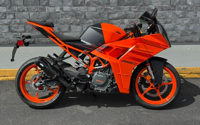 2024 KTM RC 390