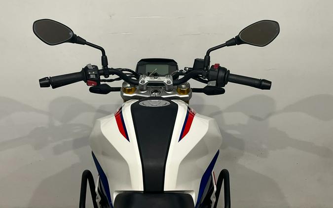 2023 BMW G 310 R
