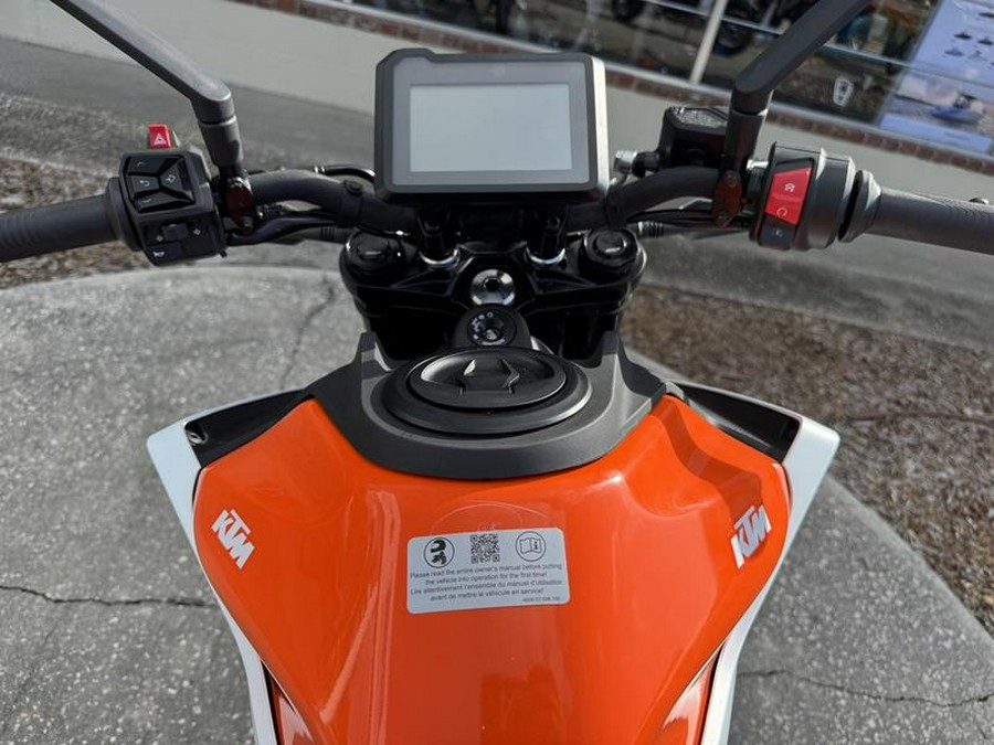 2024 KTM 250 Duke