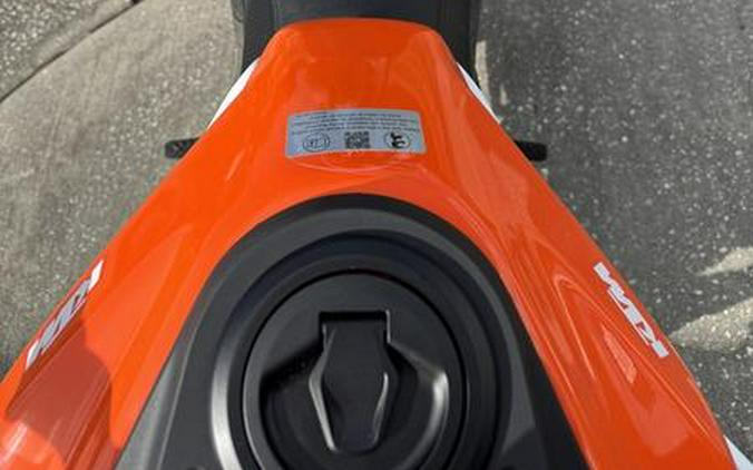 2024 KTM 250 Duke