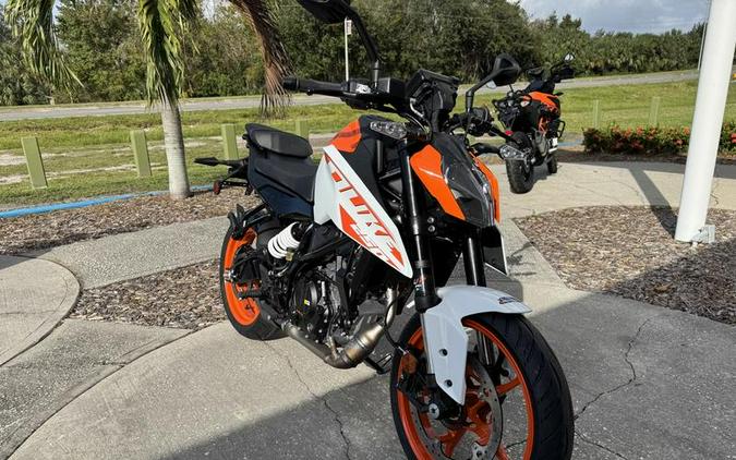 2024 KTM 250 Duke