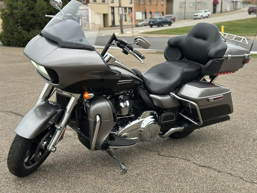 2017 Harley-Davidson® FLTRU - Road Glide® Ultra