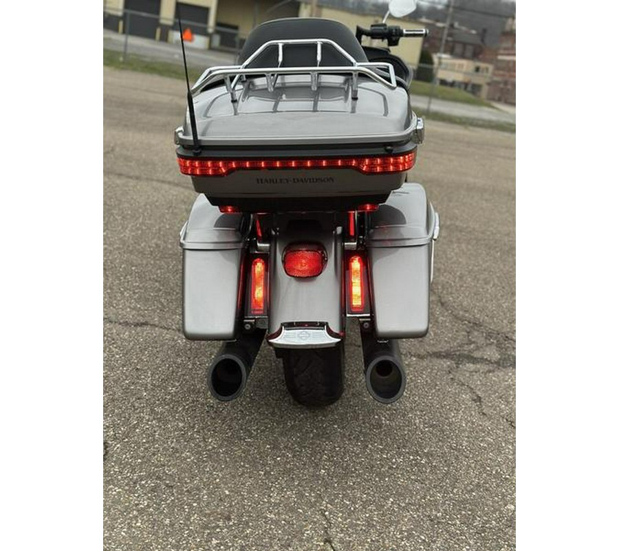 2017 Harley-Davidson® FLTRU - Road Glide® Ultra