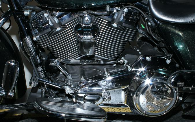 2018 Harley-Davidson Street Glide Grand American Touring FLHX