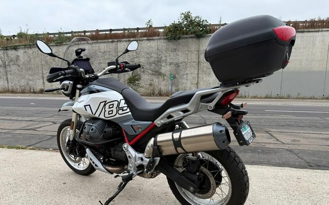 2025 Moto Guzzi V85 TT