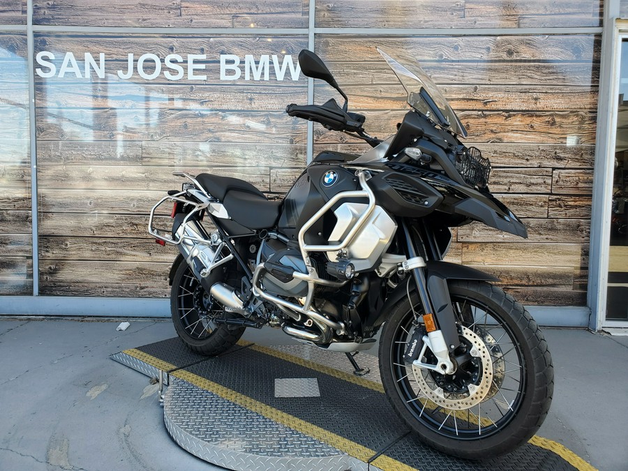 2022 BMW R