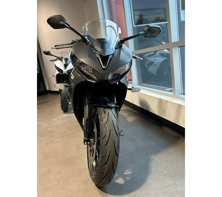 2025 Triumph Daytona 660 Satin Granite/Satin Black