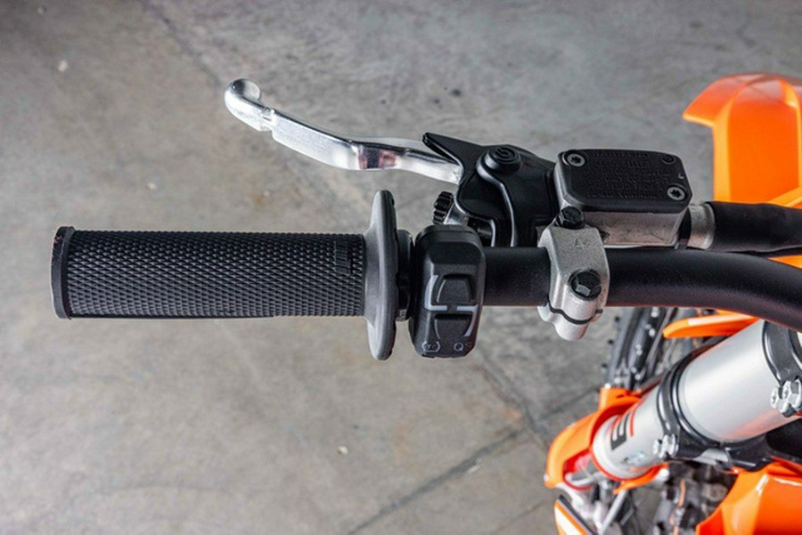 2025 KTM SX 450 F
