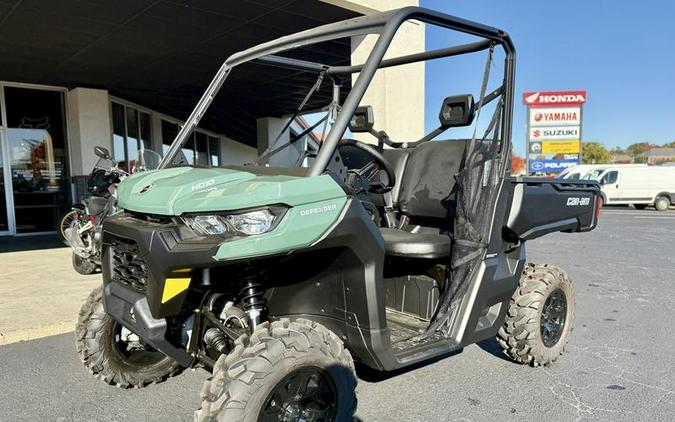 2026 Can-Am® Defender DPS HD10