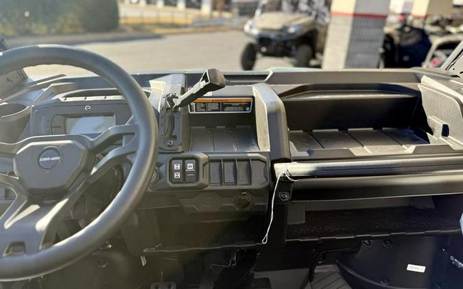 2026 Can-Am® Defender DPS HD10