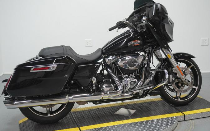 2024 Harley-Davidson® Street Glide® Vivid Black