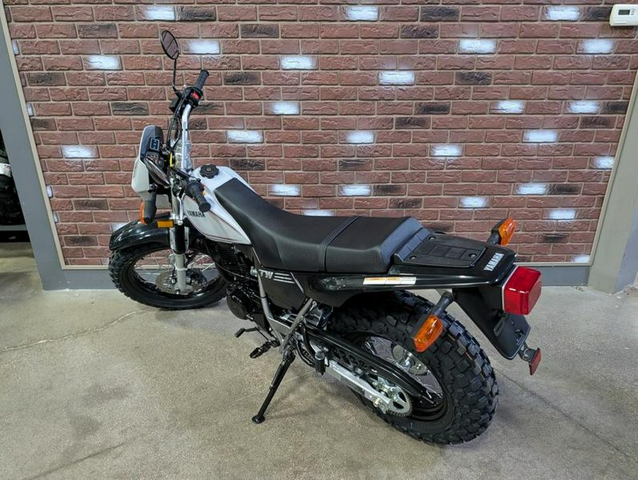2027 Yamaha TW200