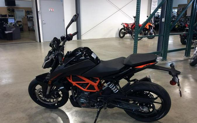 2023 KTM 390 DUKE,GREY