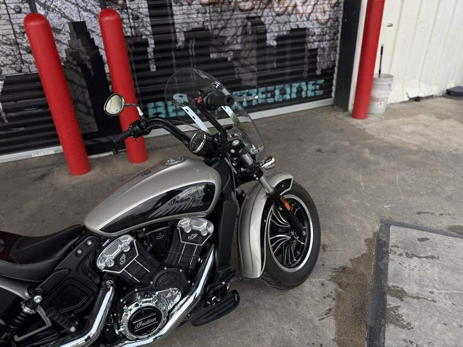 2022 Indian Motorcycle® Scout® ABS Silver Quartz Metallic/Black