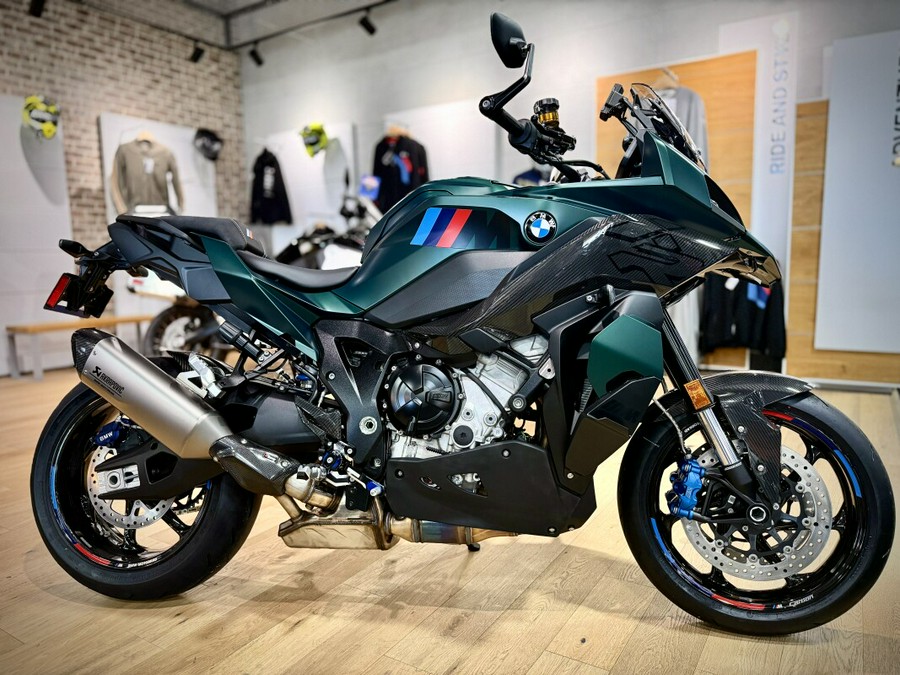 2026 BMW Motorrad M 1000 XR Aurelius Green Metallic