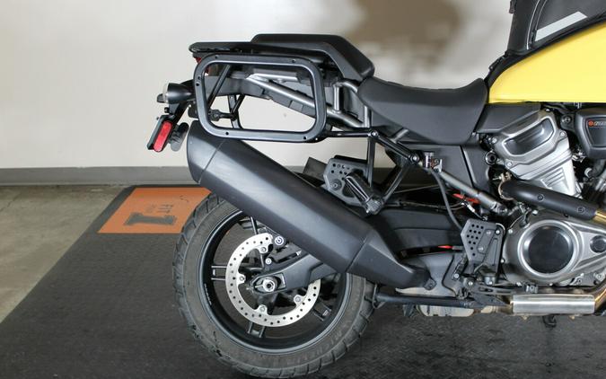 2023 Harley-Davidson® RA1250S Pan America™ 1250 Special