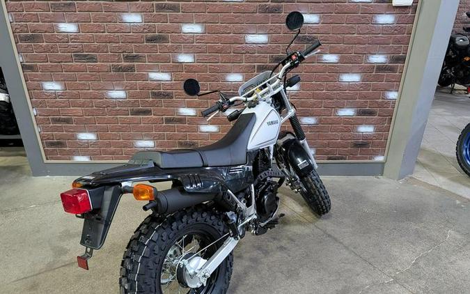 2027 Yamaha TW200