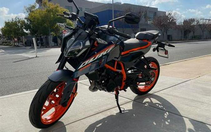 2024 KTM 390 Duke