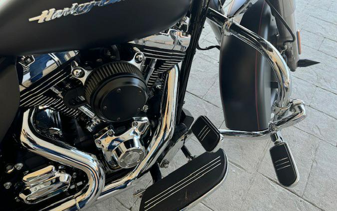 2015 Harley-Davidson® FLTRXS ROAD GLIDE SPECIAL