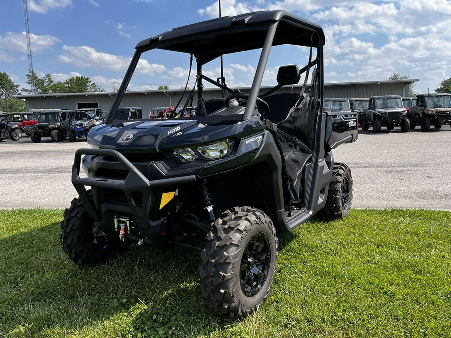 2024 Can-Am® Defender XT HD10