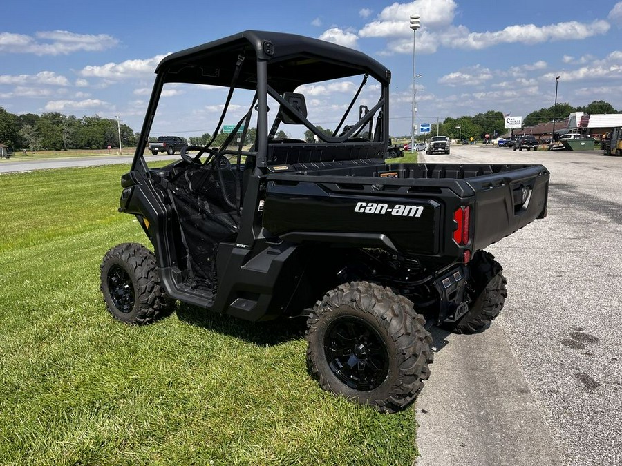 2024 Can-Am® Defender XT HD10