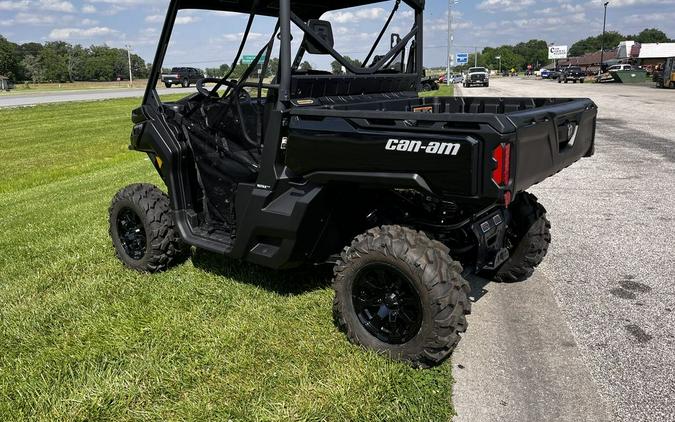 2024 Can-Am® Defender XT HD10