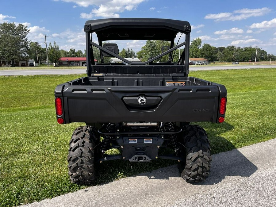 2024 Can-Am® Defender XT HD10