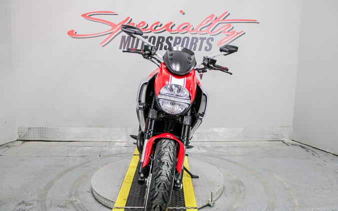 2013 Ducati Diavel Carbon