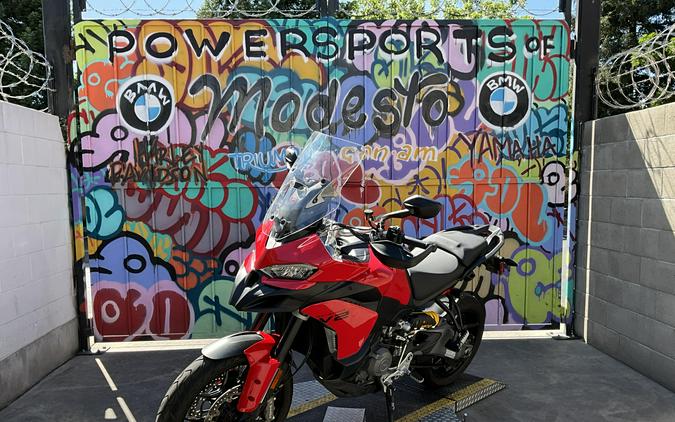 2025 Ducati Multistrada V2