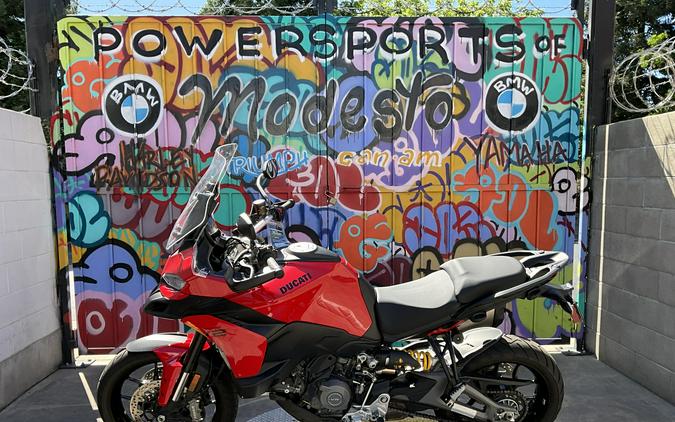 2025 Ducati Multistrada V2