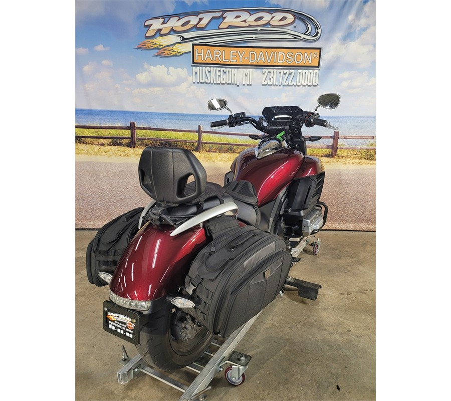 2014 HONDA GL1800C