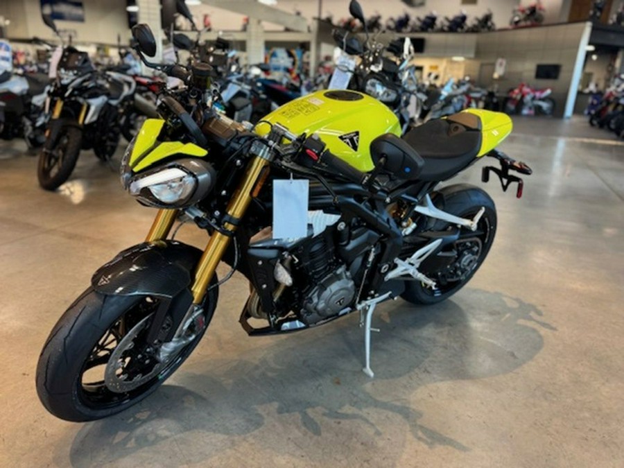 2026 Triumph Speed Triple 1200 RX Triumph Performance Yellow 1200 RX Limited Edition