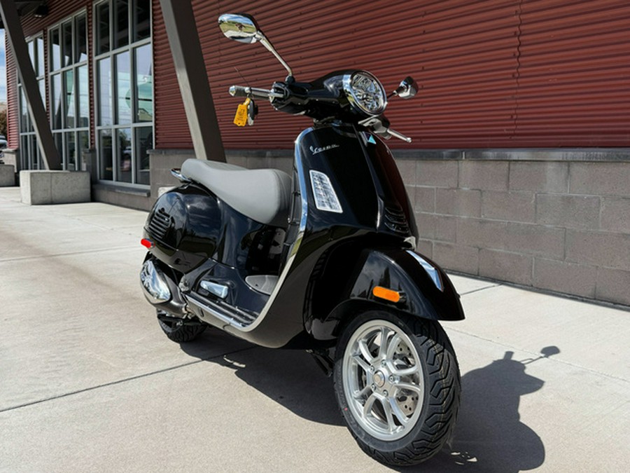 2027 Vespa GTS 310