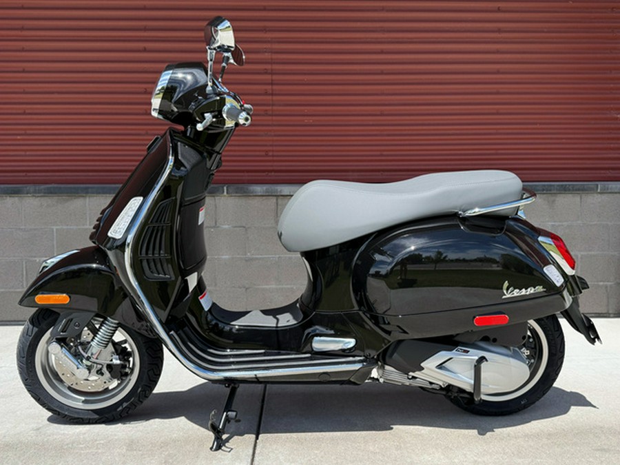 2027 Vespa GTS 310