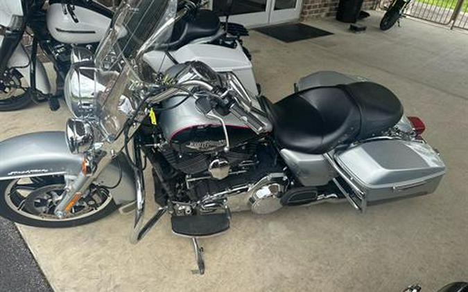 2015 Harley-Davidson Road King®